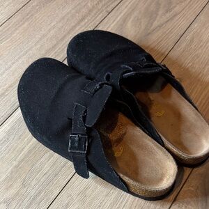 Birkenstock Boston suede leather clogs